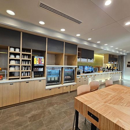 Home2 Suites By Hilton Allentown Bethlehem Airport ภายนอก รูปภาพ