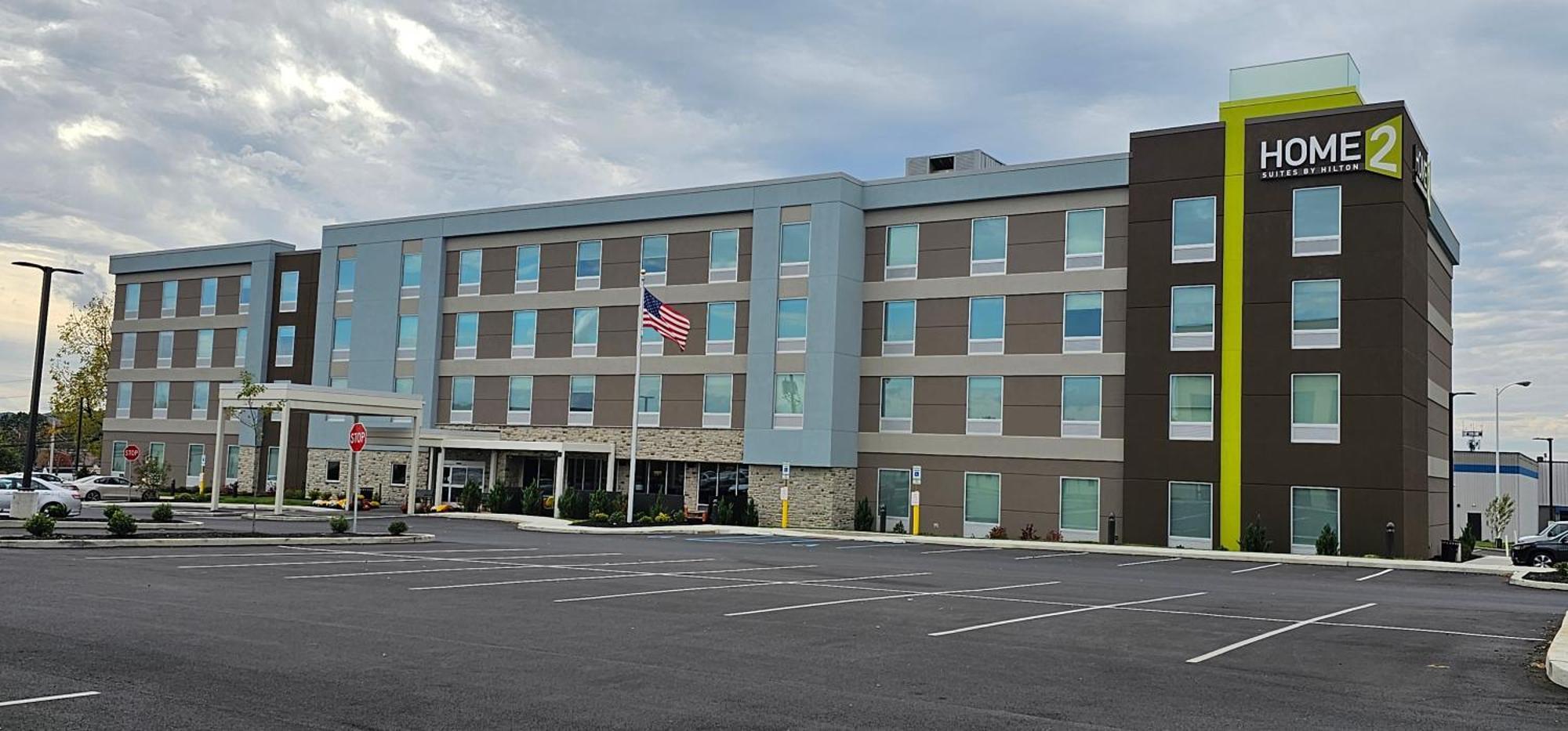 Home2 Suites By Hilton Allentown Bethlehem Airport ภายนอก รูปภาพ
