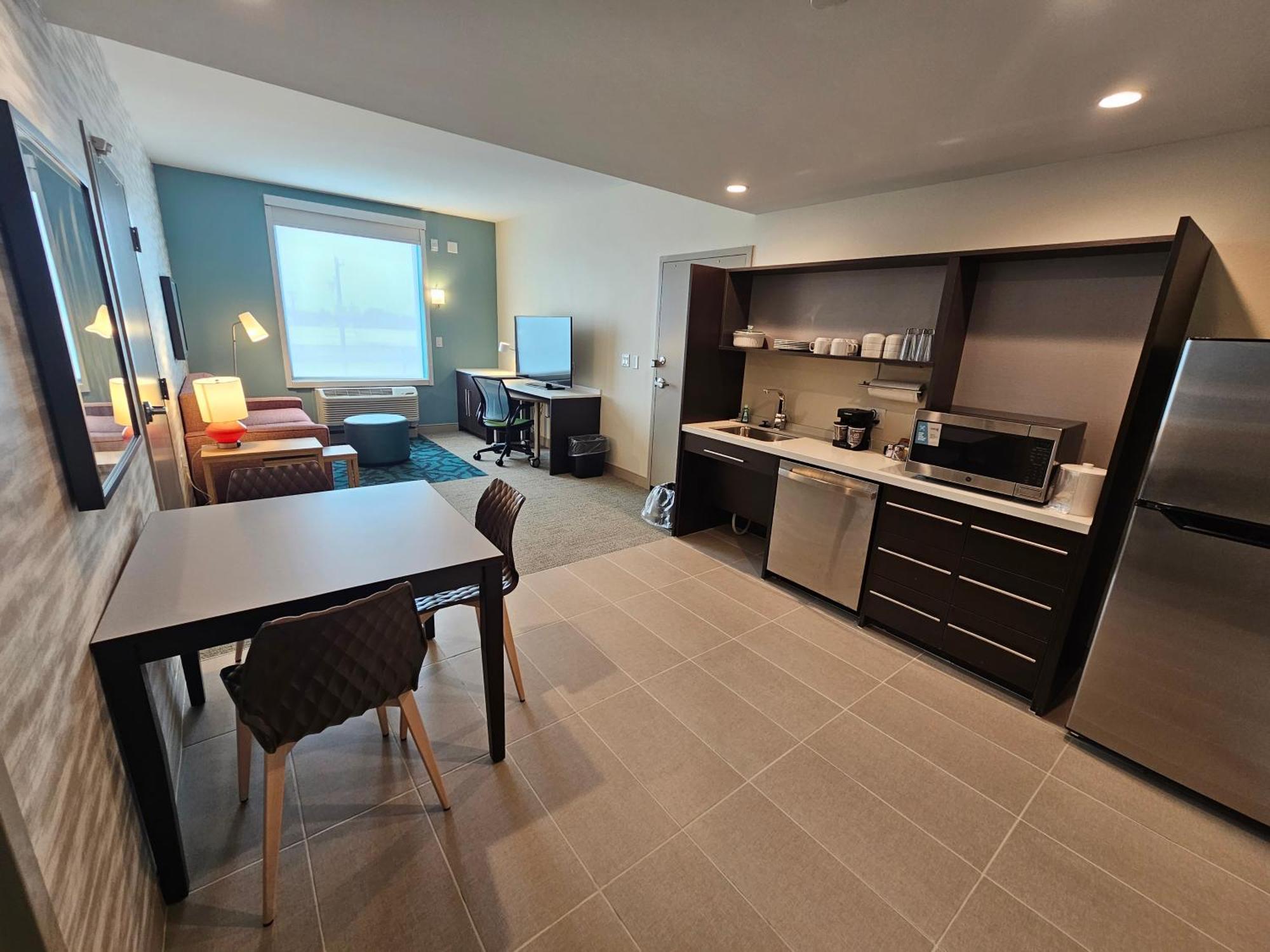 Home2 Suites By Hilton Allentown Bethlehem Airport ภายนอก รูปภาพ