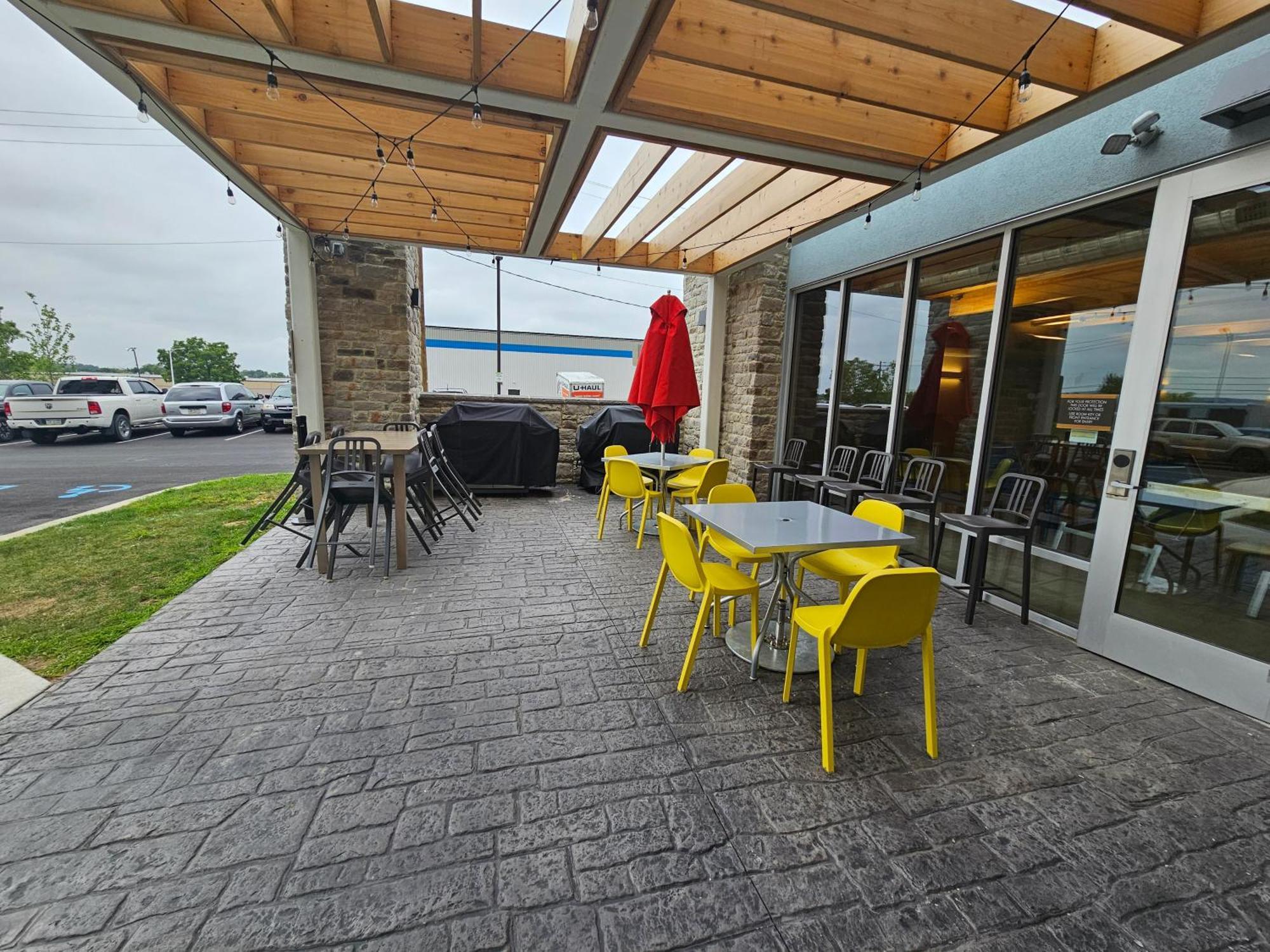 Home2 Suites By Hilton Allentown Bethlehem Airport ภายนอก รูปภาพ