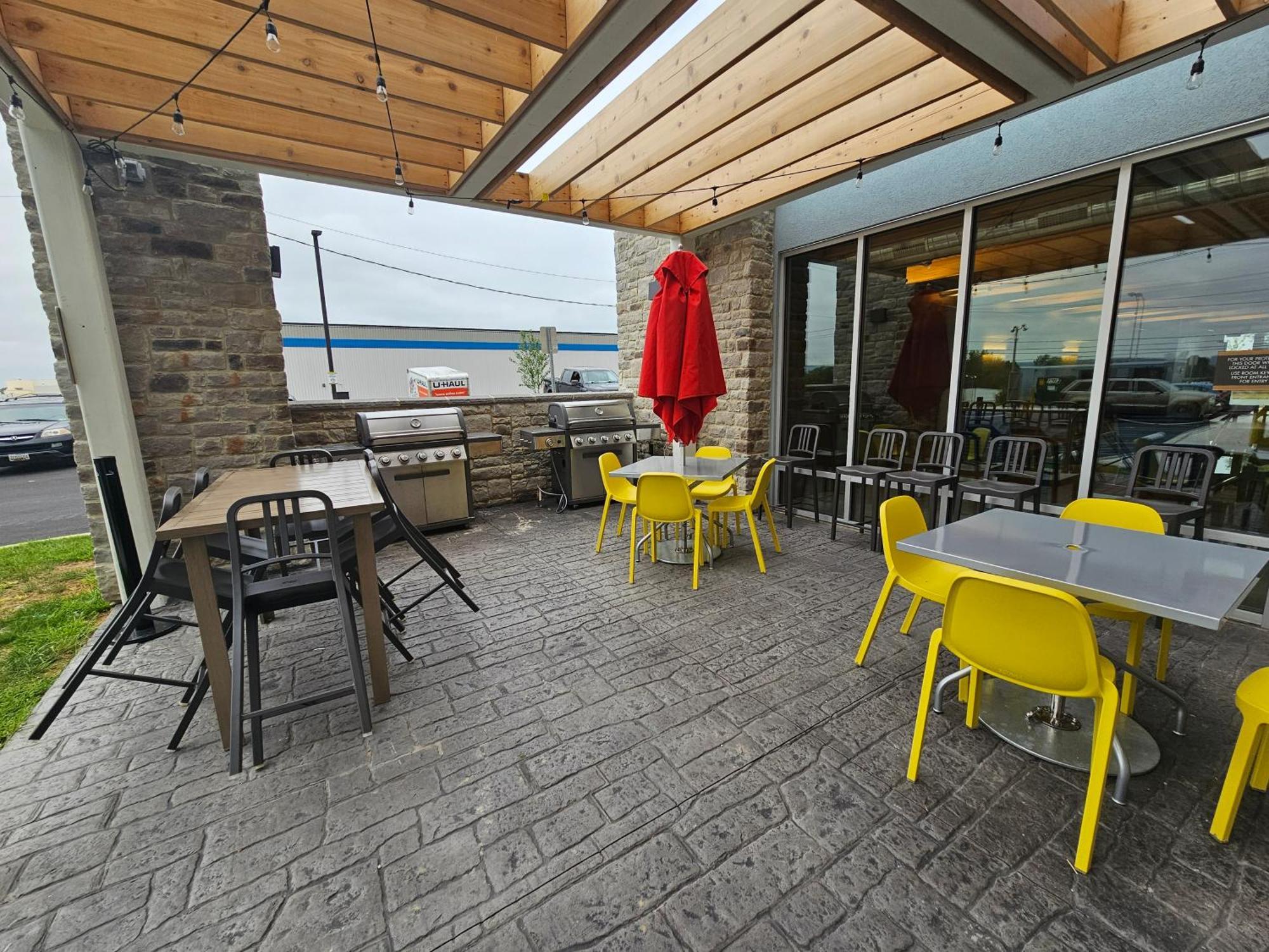 Home2 Suites By Hilton Allentown Bethlehem Airport ภายนอก รูปภาพ