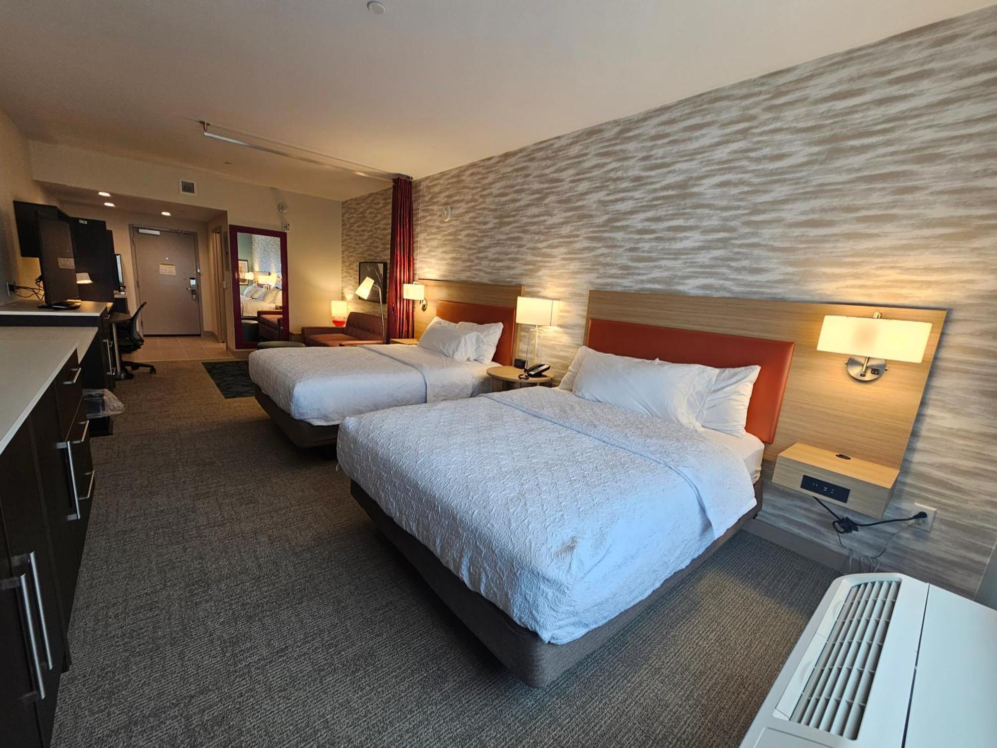 Home2 Suites By Hilton Allentown Bethlehem Airport ภายนอก รูปภาพ