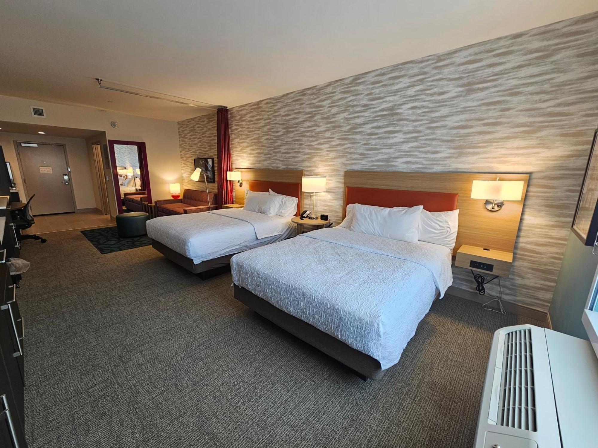 Home2 Suites By Hilton Allentown Bethlehem Airport ภายนอก รูปภาพ